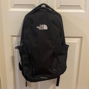 The North Face Vault Daypack - Women’s 26L Backpack